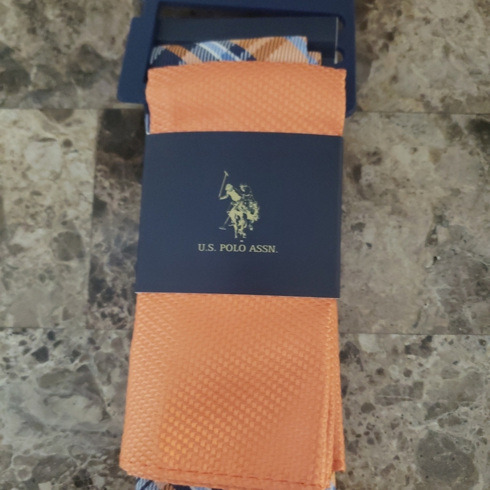 U.S. Polo Assn. 2PC Orange and Blue Plaid Neck Tie With Pocket Square. - Picture 2 of 5